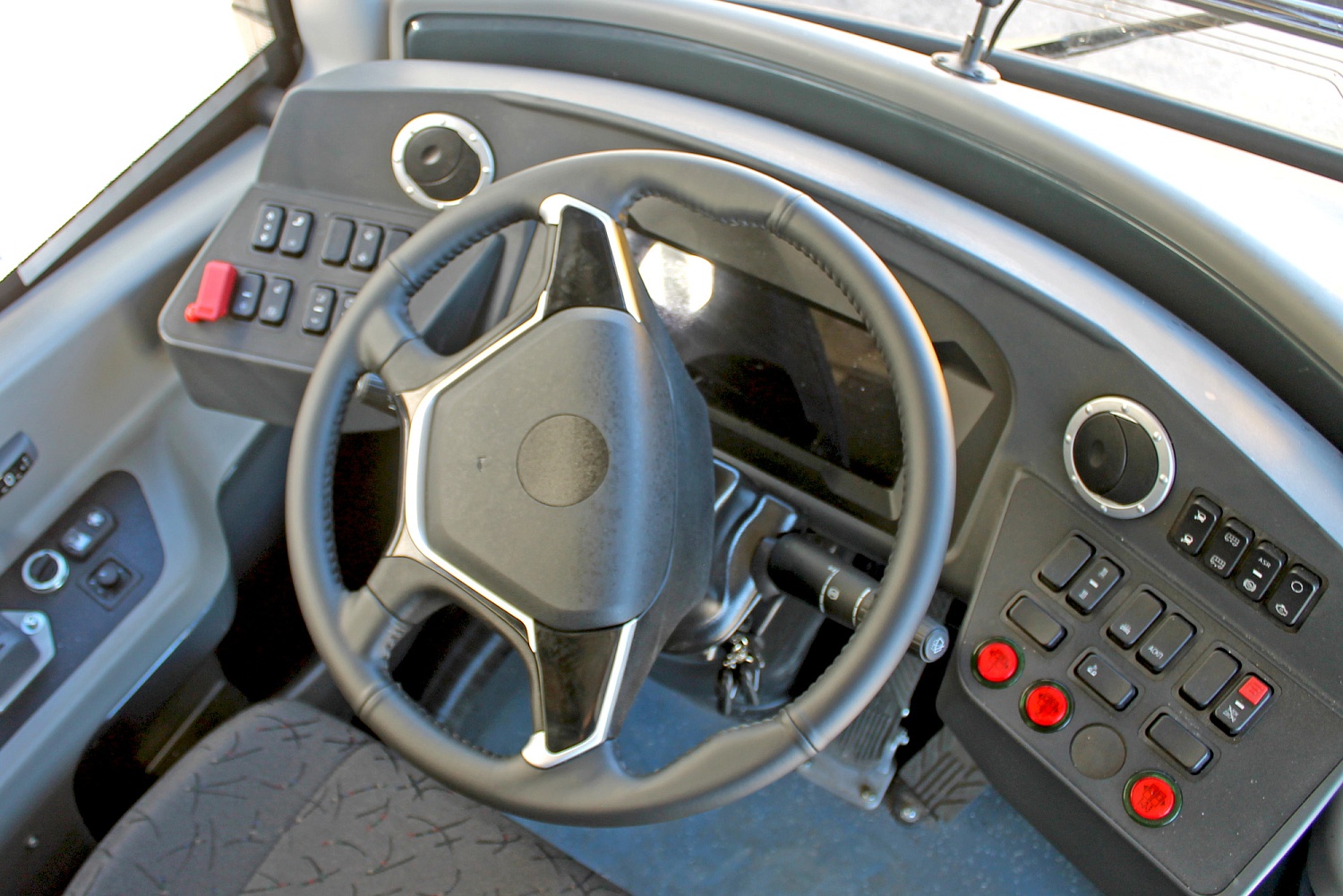 Автобус ЛиАЗ-529265-03 CITYMAX 12